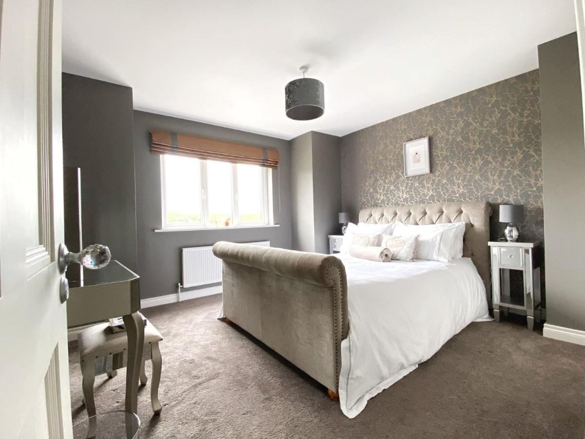 Swallow Lane, Enniskillen, Co Fermanagh, 5* Chic Villa ภายนอก รูปภาพ