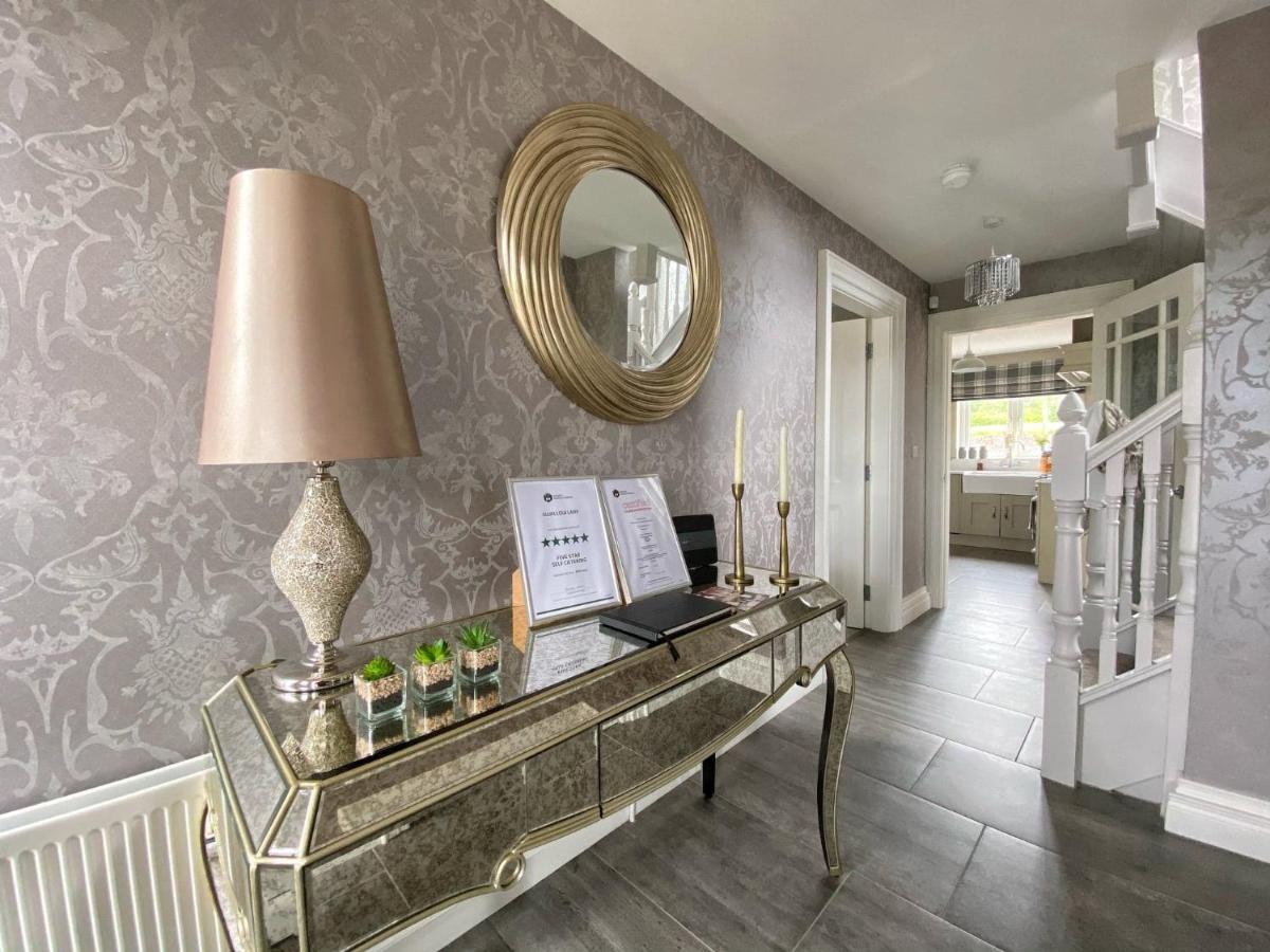 Swallow Lane, Enniskillen, Co Fermanagh, 5* Chic Villa ภายนอก รูปภาพ