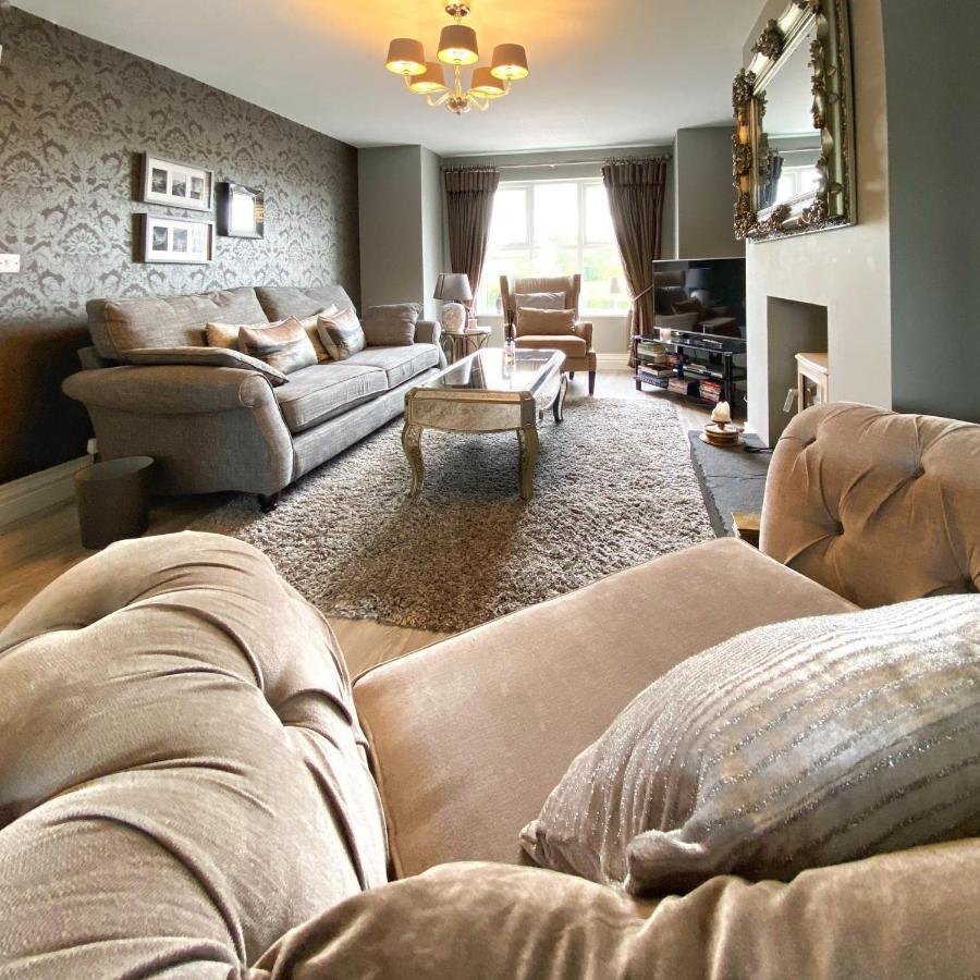 Swallow Lane, Enniskillen, Co Fermanagh, 5* Chic Villa ภายนอก รูปภาพ